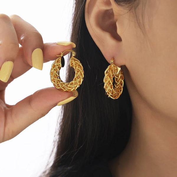 Twist Geometric Earrings - Gold Fashion OL Style